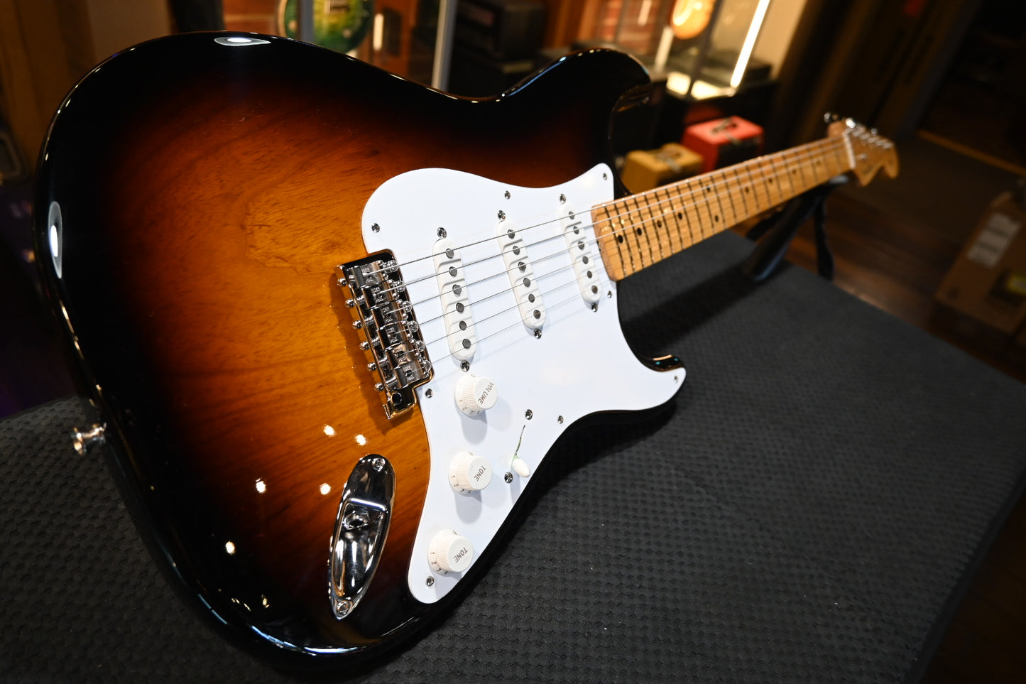 Fender Custom Shop Limited 70th Anniversary 1954 Stratocaster NOS - Wide Fade 2-Color Sunburst Guitar #5096