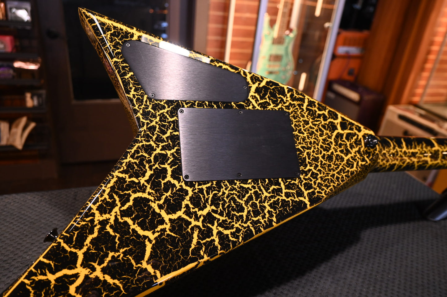 Jackson Custom Shop Randy Rhoads RR24 2H FR 2024 - Black Yellow Crackle Guitar #3862 - Danville Music