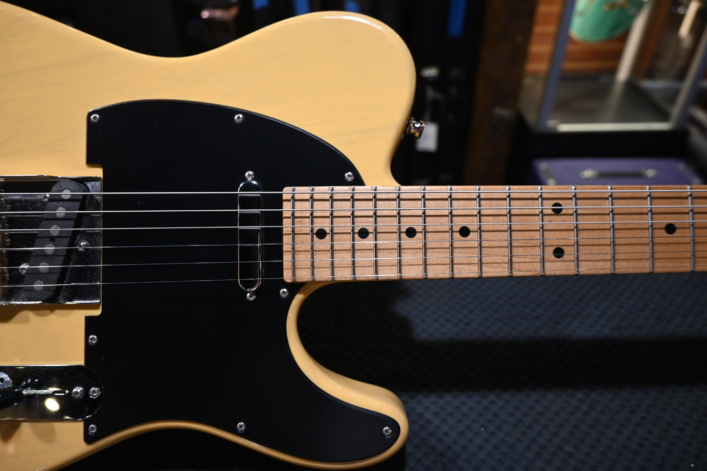 Tom Anderson T Icon 2018 - Translucent Butterscotch Guitar #618A - Danville Music