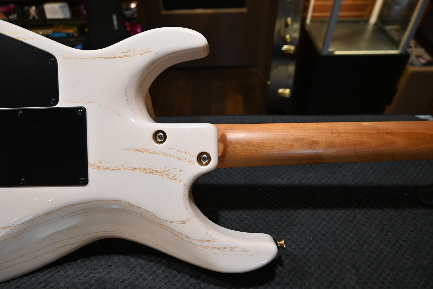 Tom Anderson Angel Player - White with Gold Doghair Guitar #926P