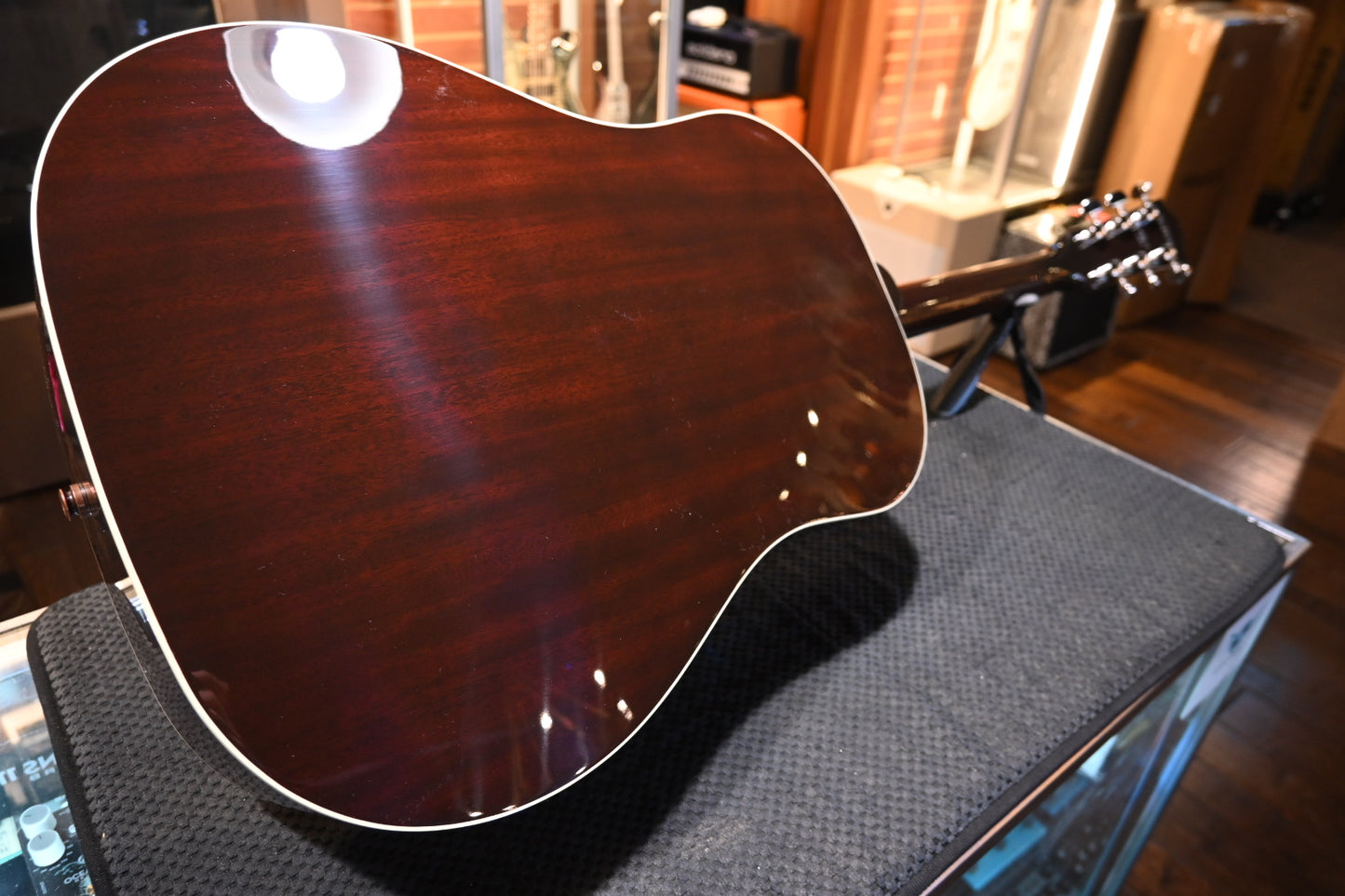 Gibson J-45 Standard - Vintage Sunburst Guitar #6064