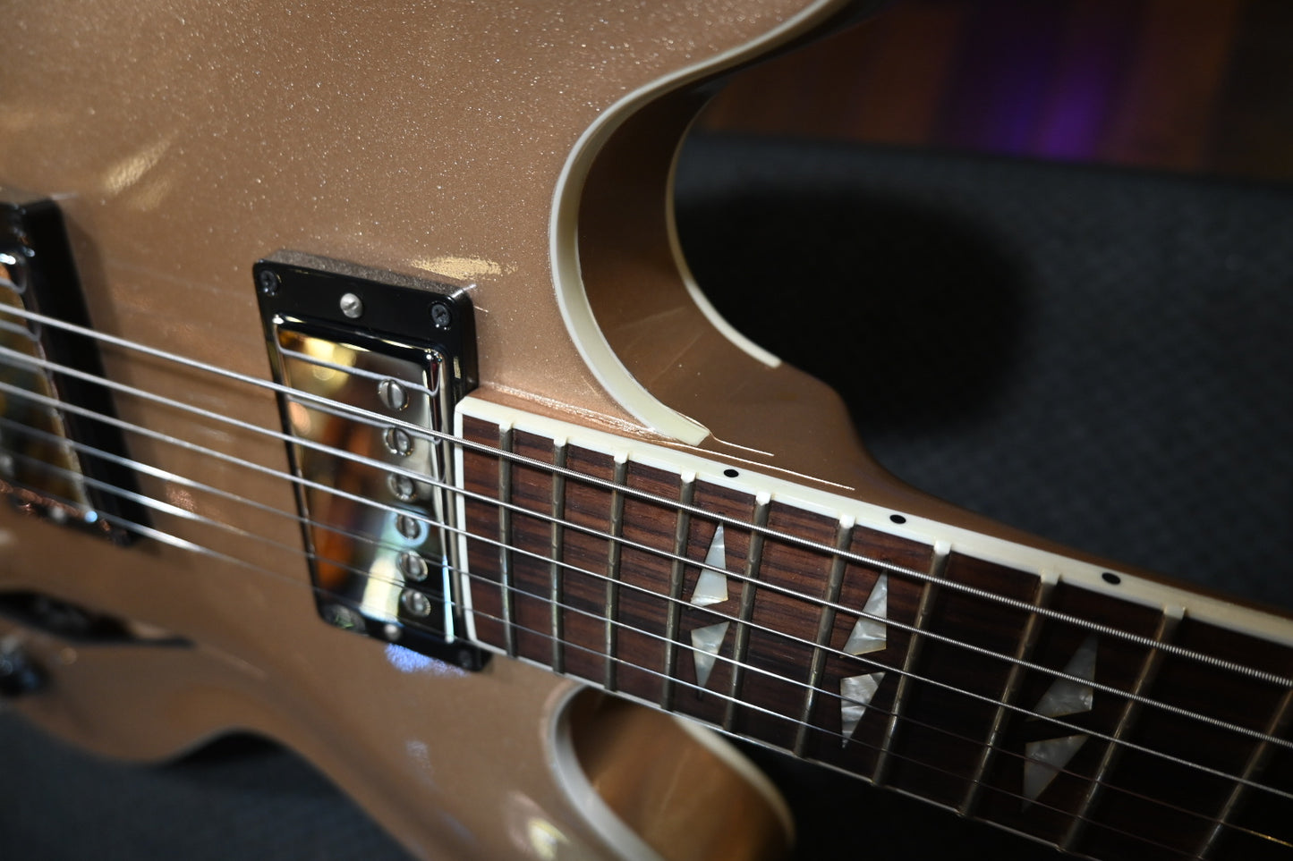 Gibson Dave Grohl DG-335 2014 - Metallic Gold Guitar #118 - Danville Music