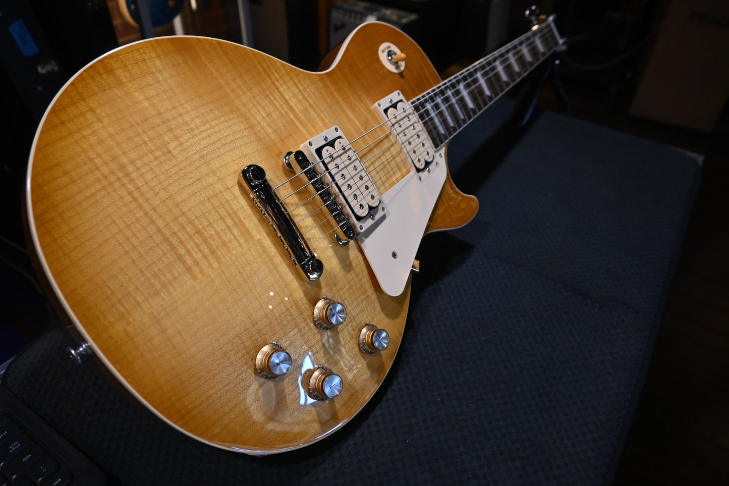 Gibson Limited Edition Les Paul Standard ‘60s Double Trouble - Vintage Honey Burst Guitar #0184 - Danville Music
