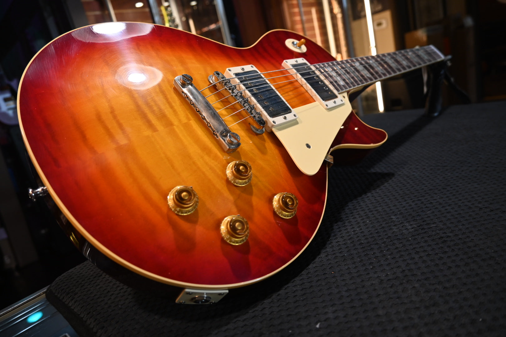 Gibson Custom Shop 1959 Les Paul Standard Reissue Murphy Lab Ultra Light Aged - Factory Burst Guitar #1082 - Danville Music