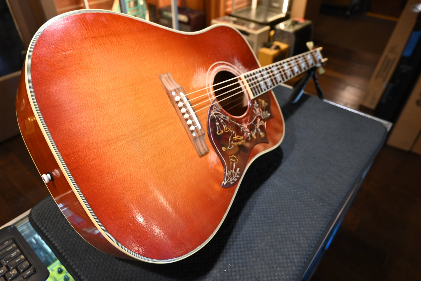 Gibson Custom Shop 1960 Hummingbird Heavy Aged 2025 - Washed Cherry Sunburst Guitar #5028 - Danville Music