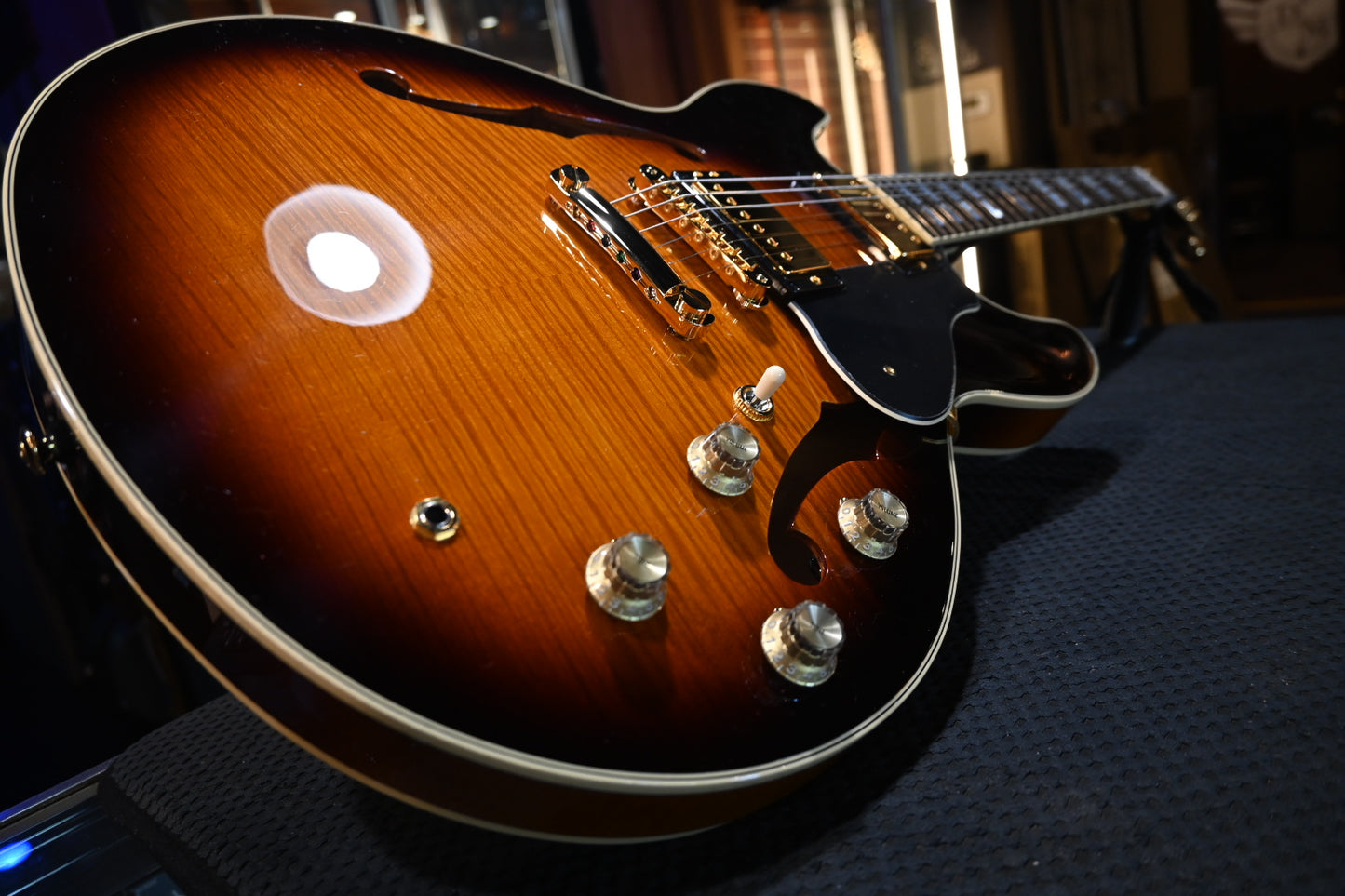 Yamaha SA2200 - Brown Sunburst Guitar #010E - Danville Music