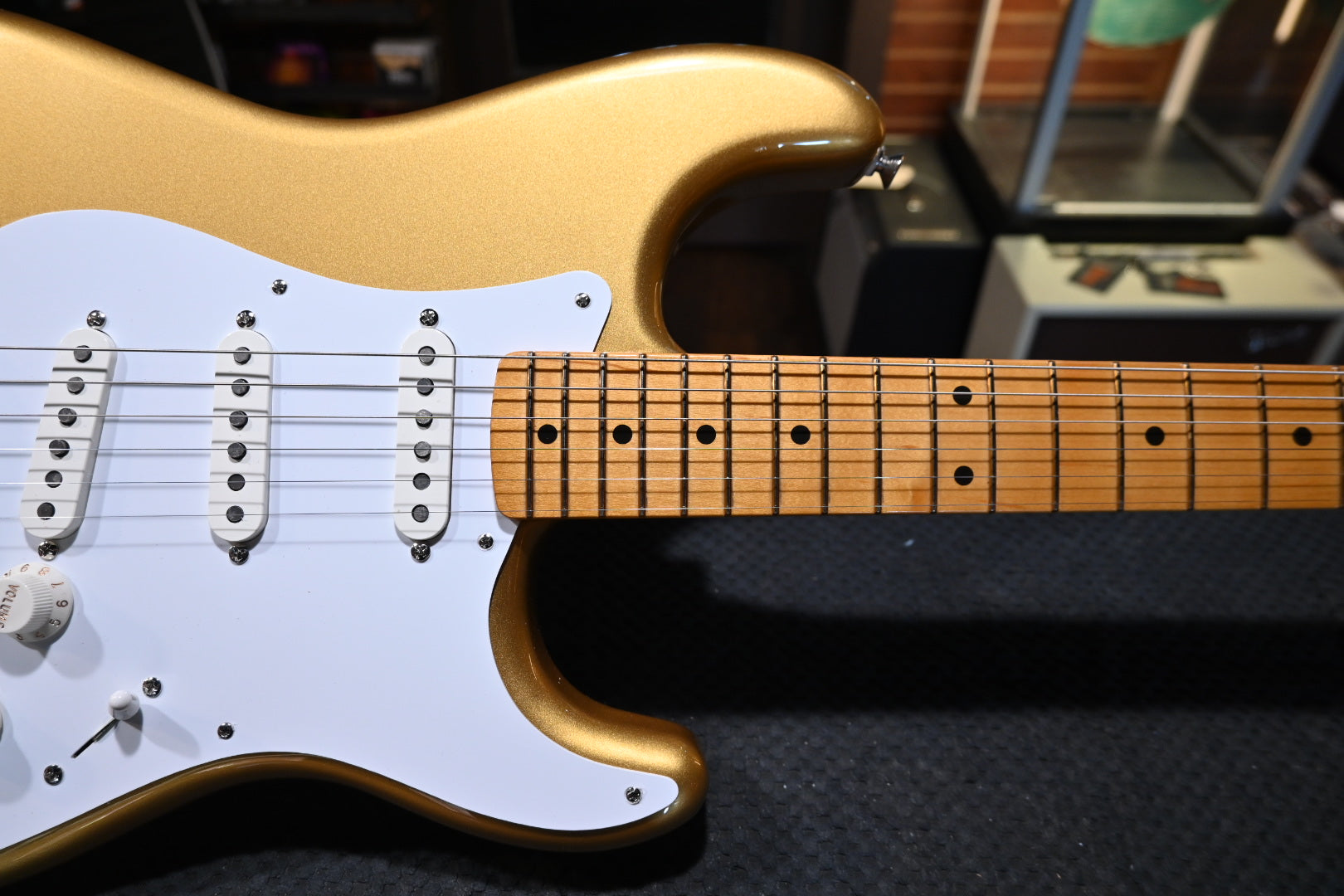 Fender Vintera III Late '50s Stratocaster Aztec Gold Guitar 8436