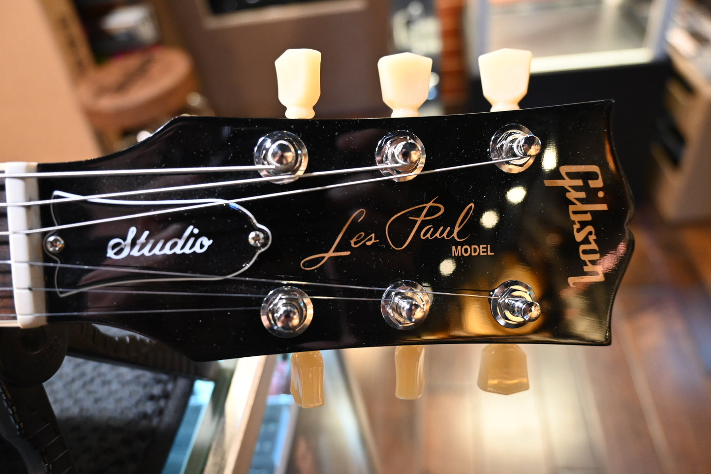 Gibson Les Paul Studio 2025 - Wine Red Guitar #0128