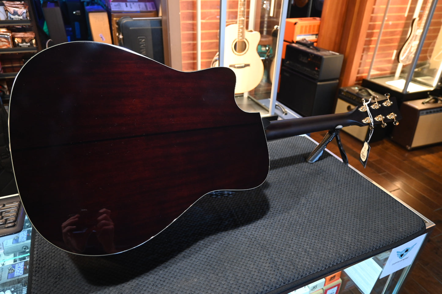 Yamaha TAG3 C TransAcoustic Guitar