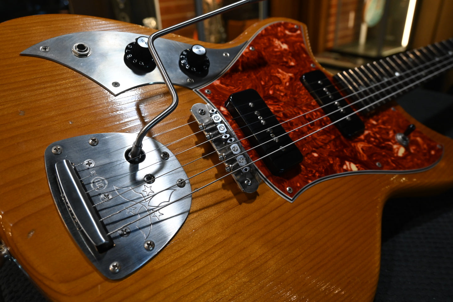 Novo Serus J Left-Handed - Amber Guitar #6792