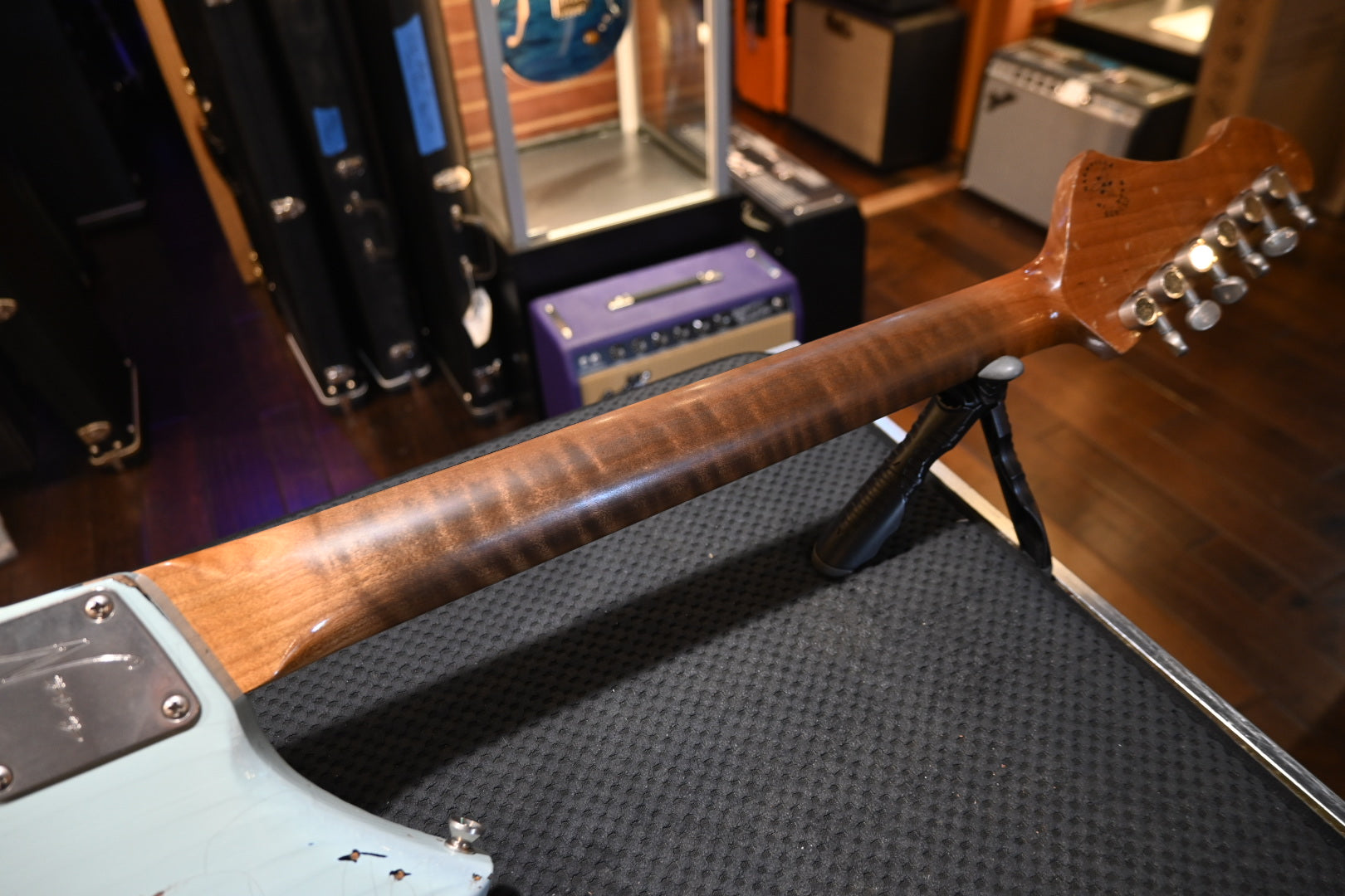 Novo Custom Serus J P3 - Sonic Blue over ‘64 3-Tone Burst Guitar #1439 - Danville Music