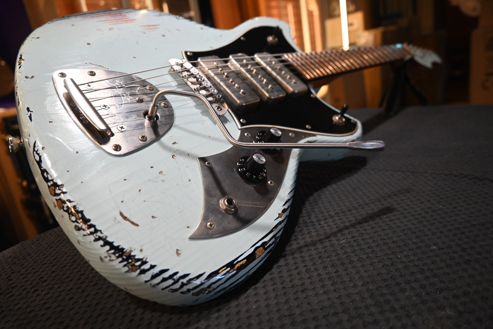 Novo Custom Serus J P3 - Sonic Blue over ‘64 3-Tone Burst Guitar #1439 - Danville Music