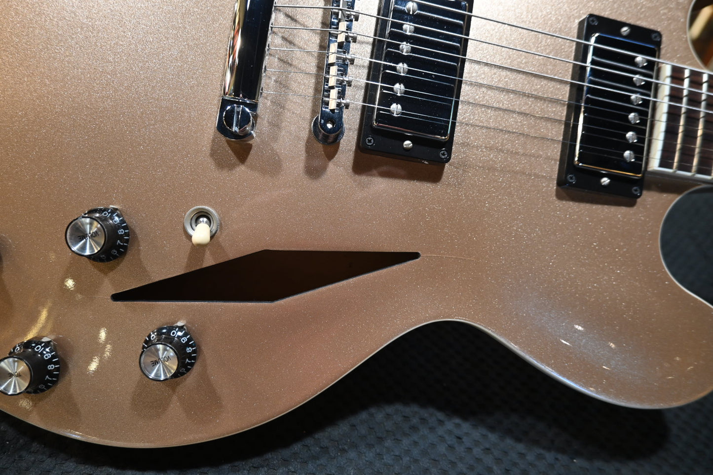 Gibson Dave Grohl DG-335 2014 - Metallic Gold Guitar #118 - Danville Music