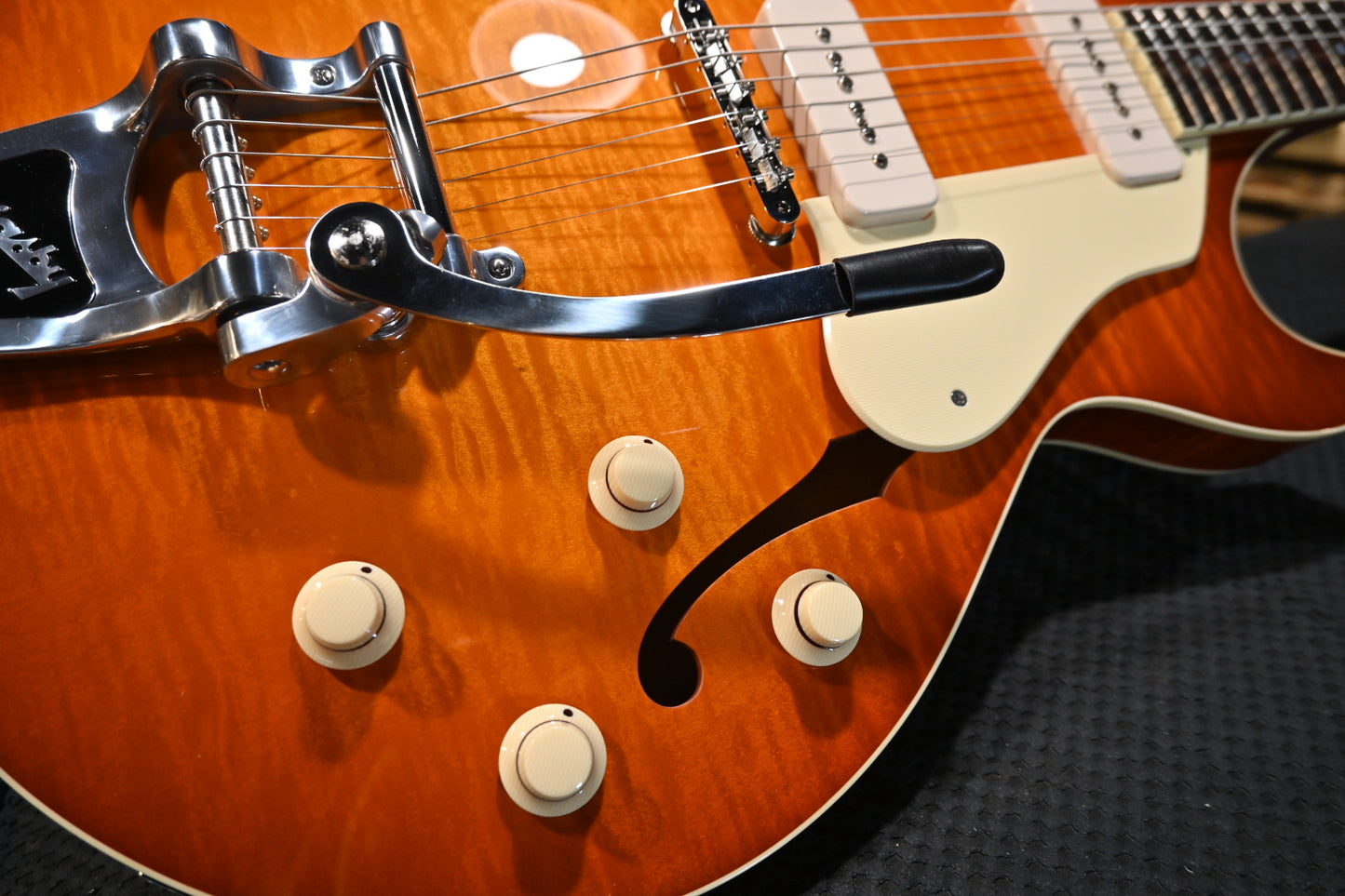 Collings SoCo 16 LC Deluxe - Iced Tea Sunburst Guitar #6155