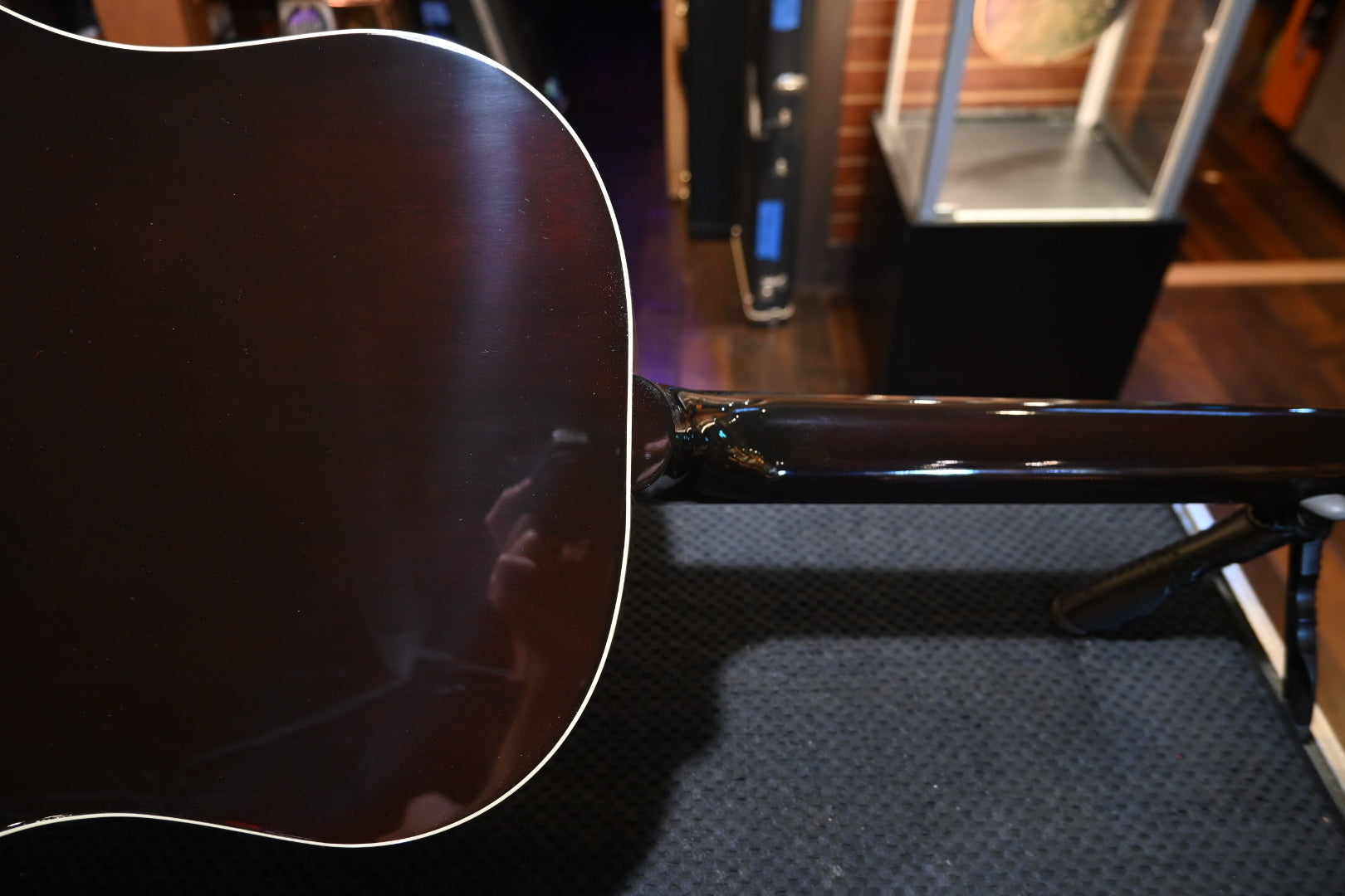 Gibson J-45 Standard - Vintage Sunburst Guitar #5005 - Danville Music