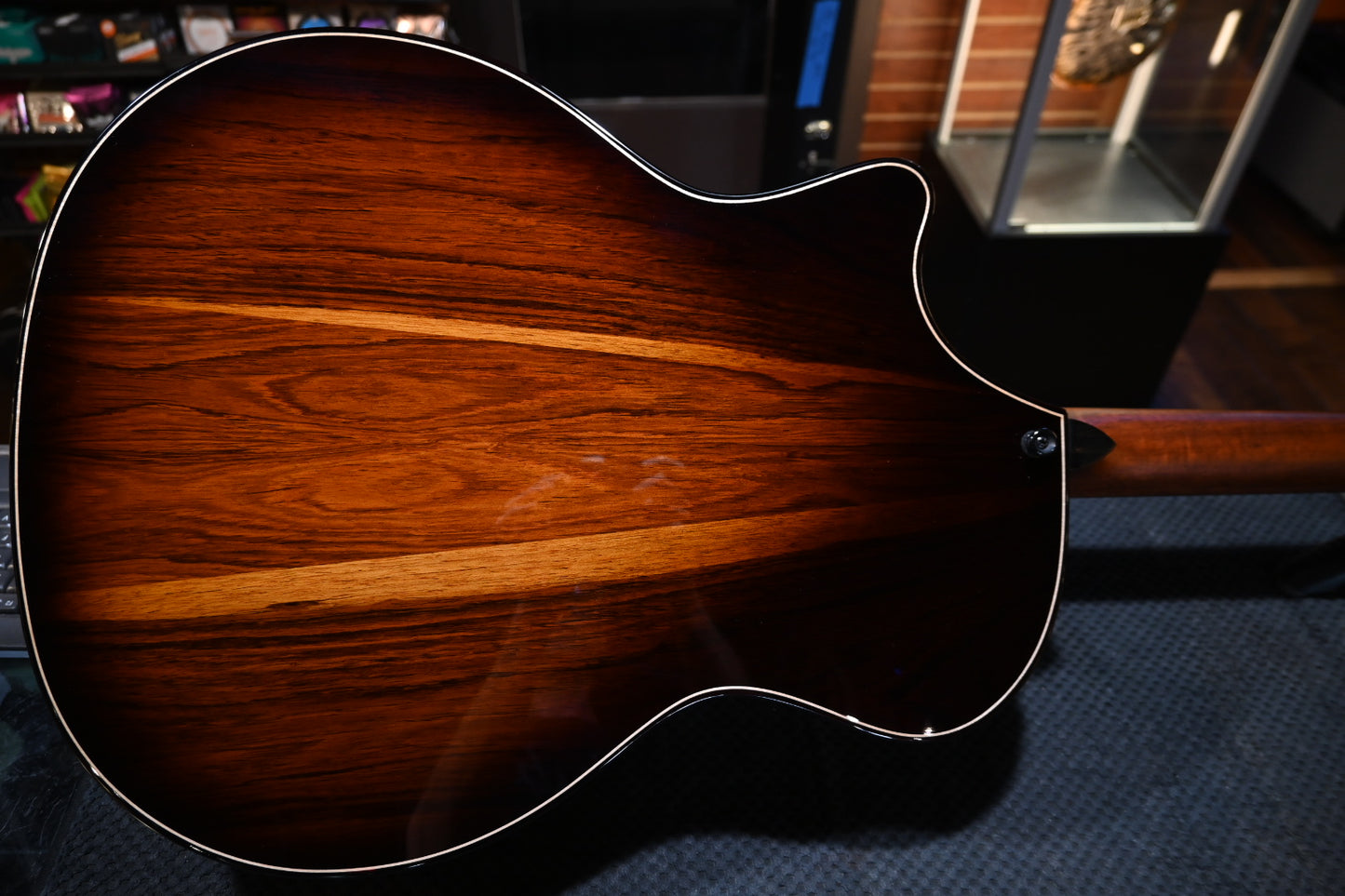 Taylor Builder’s Edition 814ce 2025 Sinker Redwood/Honduran Rosewood - Kona Edgeburst Guitar #5035