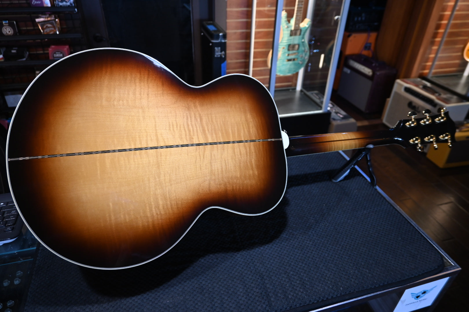 Gibson SJ-200 Standard 2018 - Tri Burst Guitar #7010 - Danville Music