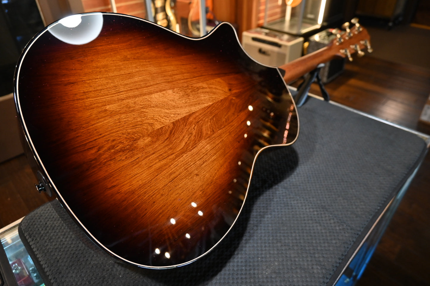 Taylor Builder’s Edition 814ce Adirondack/Honduran Rosewood - Shaded Edge Burst Guitar #6709 - Danville Music