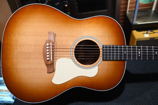 Taylor Gold Label 517e - Sunburst Guitar #5034 - Danville Music