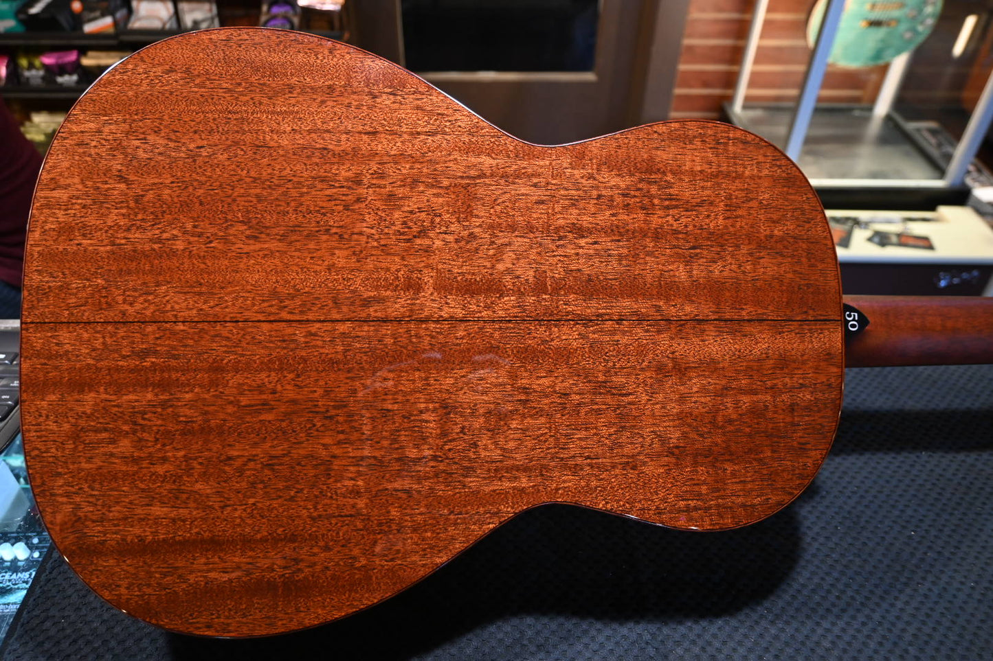 Santa Cruz 1929 00 50th Anniversary Limited Edition Mahogany/Mahogany Guitar #1362 - Danville Music