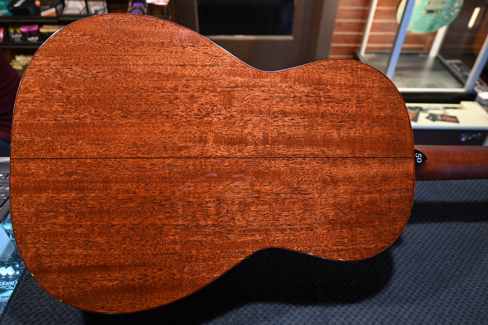 Santa Cruz 1929 00 50th Anniversary Limited Edition Mahogany/Mahogany Guitar #1362 - Danville Music