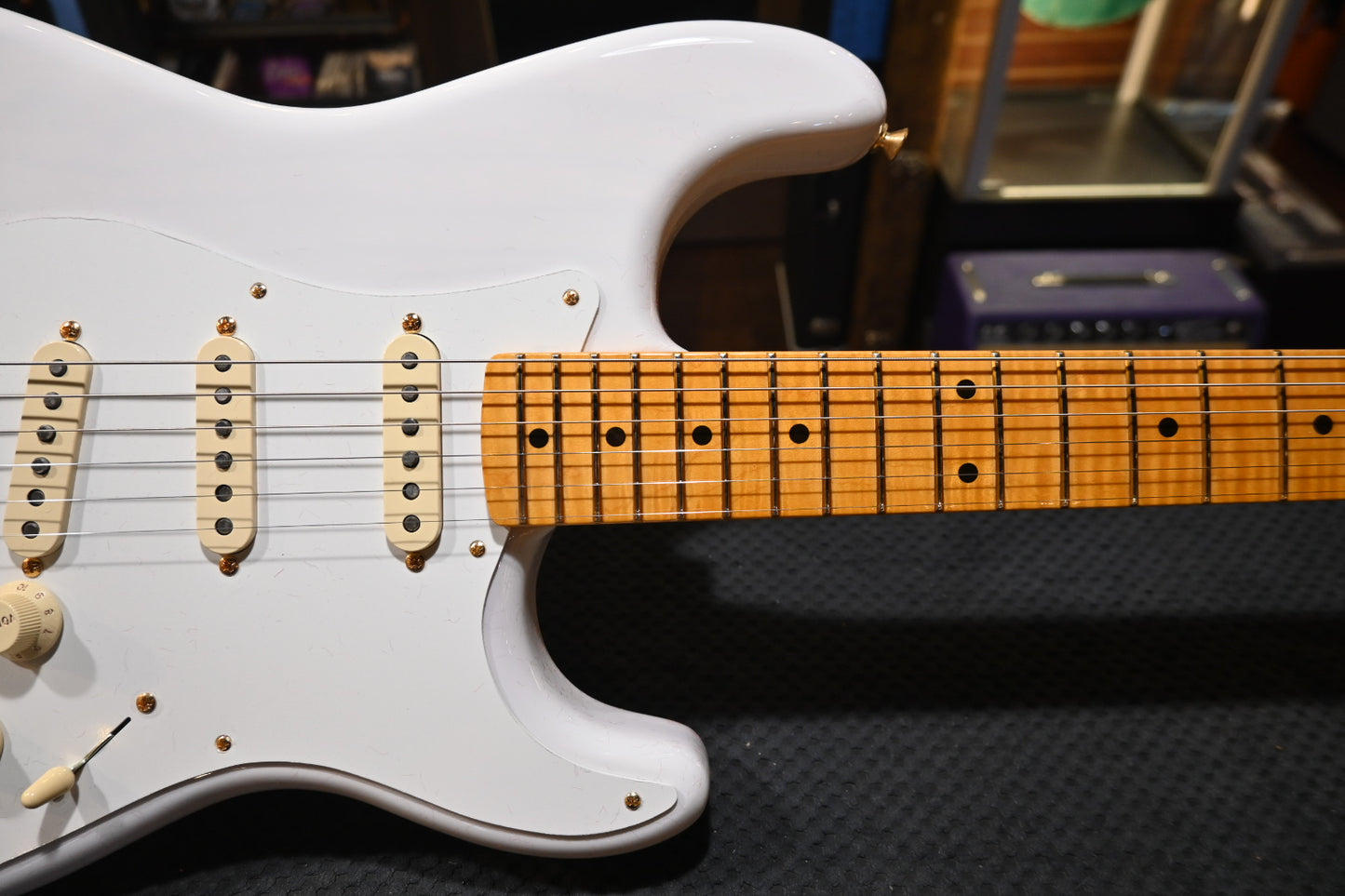 Fender Limited Edition American Vintage II 1957 Stratocaster - White Blonde Guitar #7910