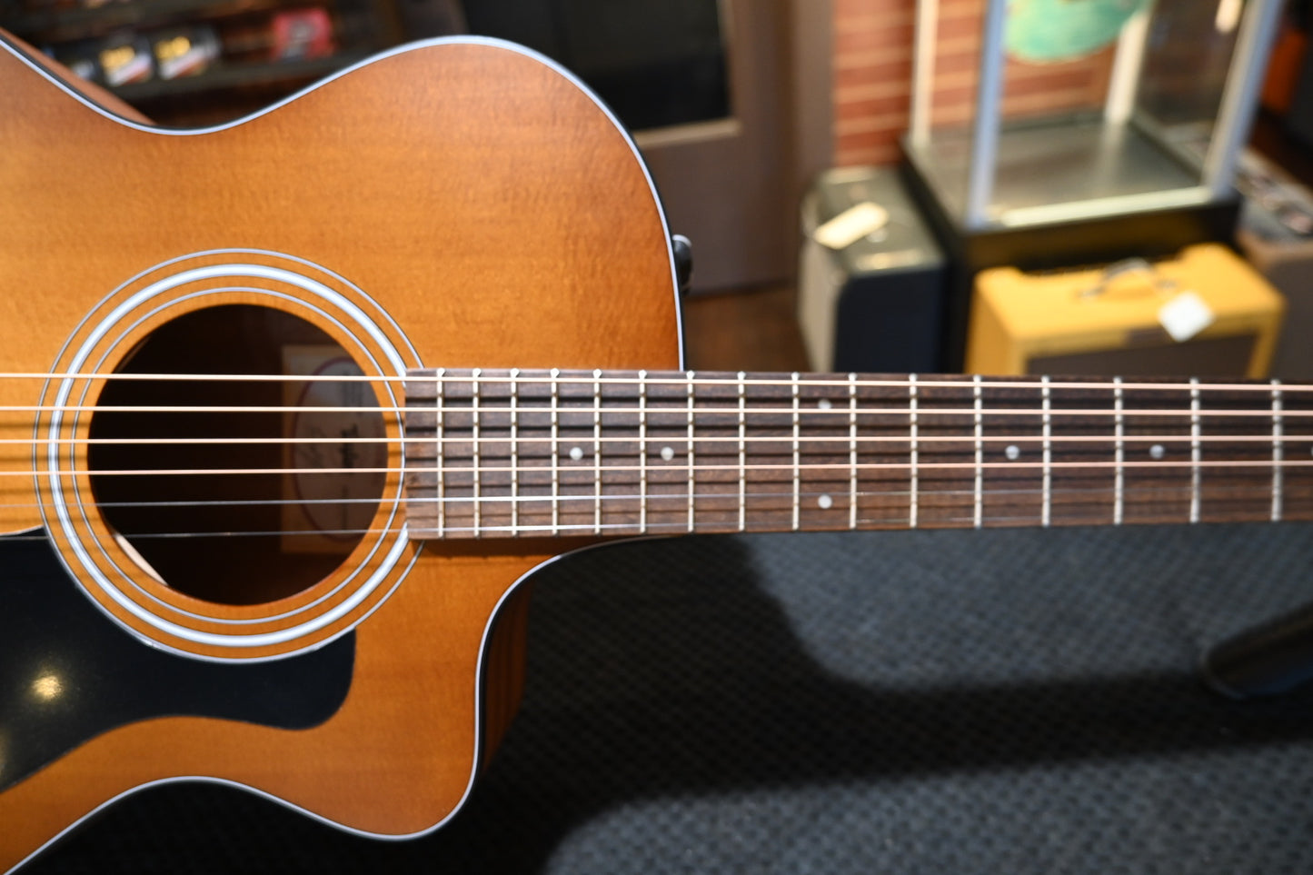 Taylor 112ce Special Edition - Honeyburst Guitar #6499