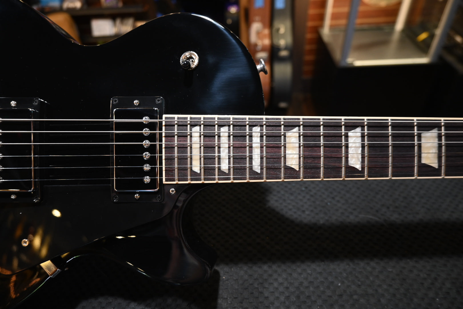 Gibson Les Paul Studio - Ebony Guitar #0146 - Danville Music