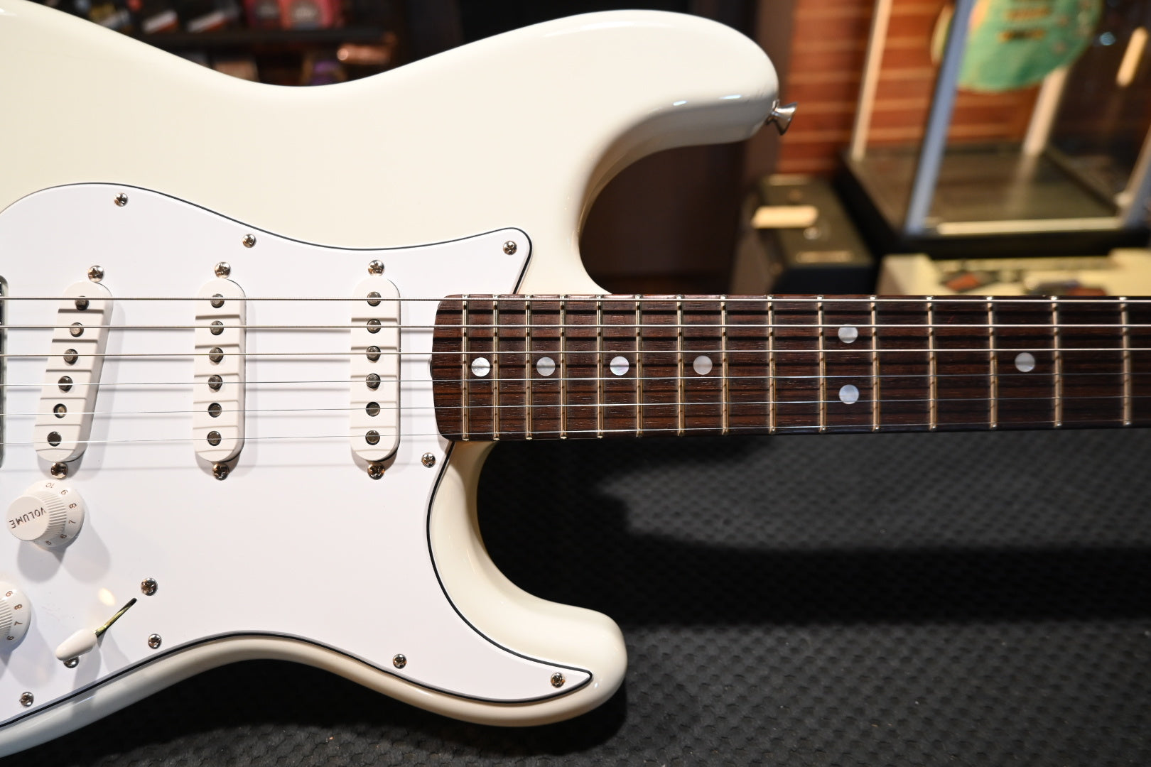Fender Custom Shop Empire ‘67 Stratocaster NOS 2022 - Olympic White Guitar #7803 - Danville Music