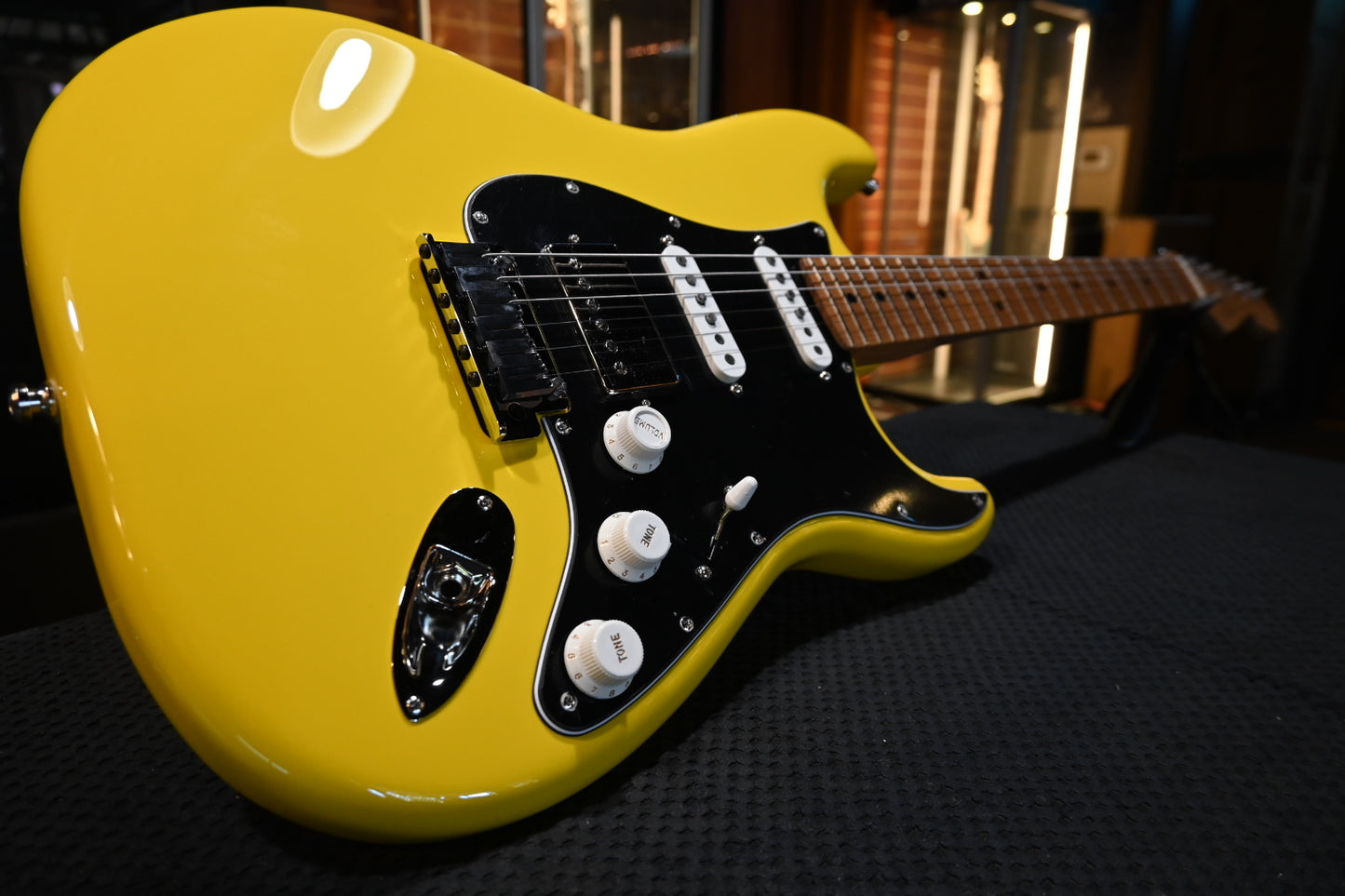 Fender Limited Edition American Ultra II Stratocaster - Graffiti Yellow Guitar #0728