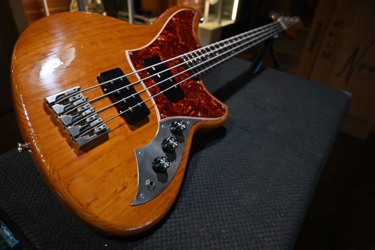 Novo Ivorus Bass - Amber Bass Guitar #1360
