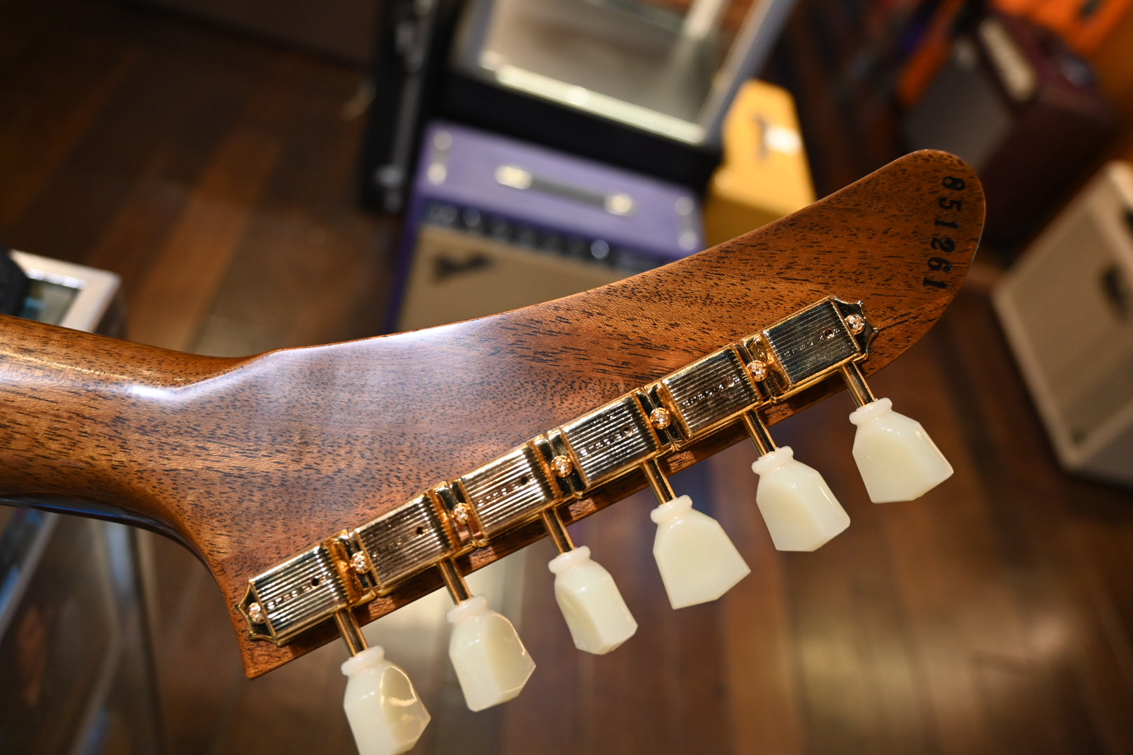 【希少・廃盤品】Gibson Romantic豪華20点フルセット ヴィンテージ Gibson Custom Shop 1968 Mahogany Explorer Reissue VOS Antique