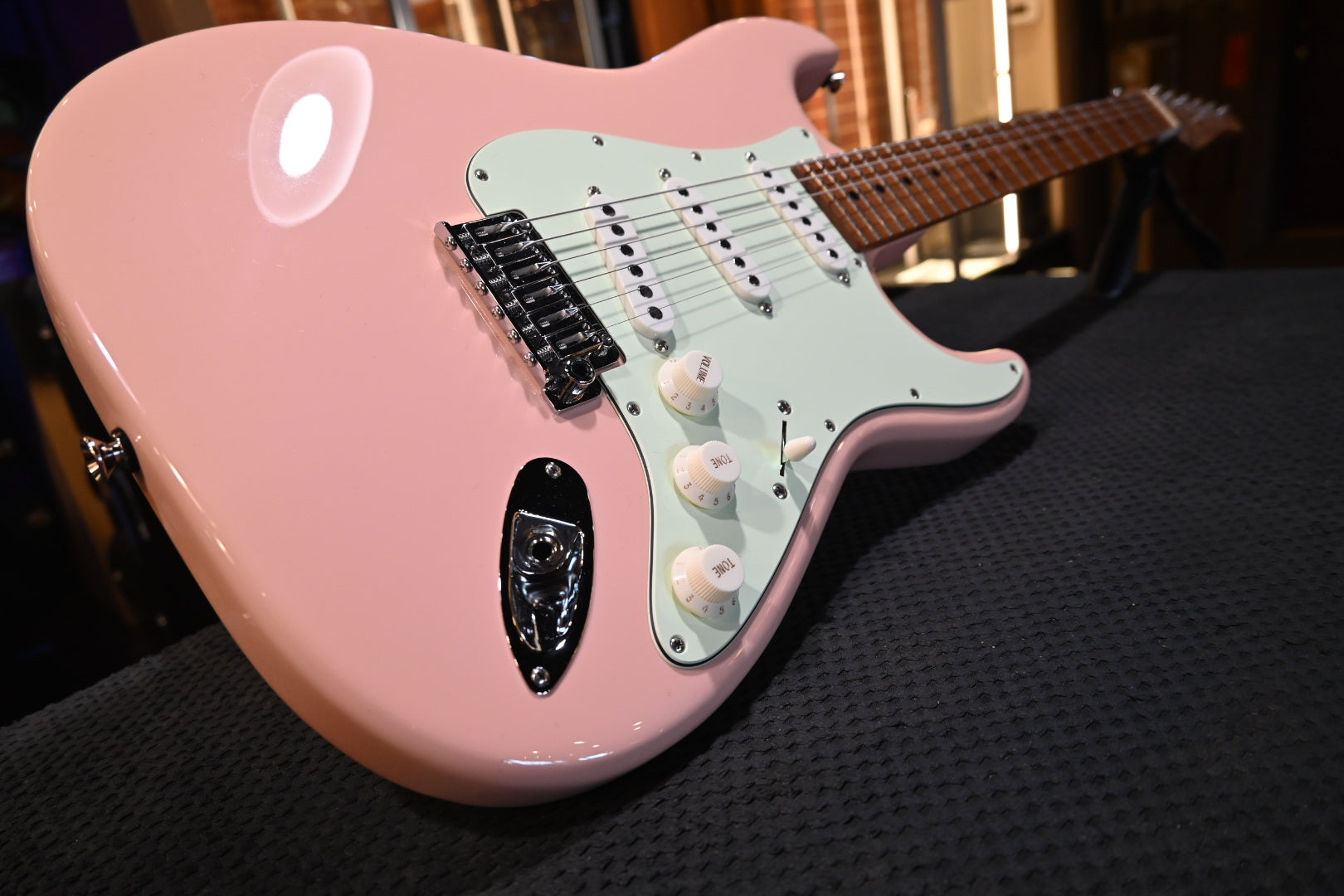 Tom Anderson Icon Classic 2024 Shell Pink Guitar 124M | Danville Music
