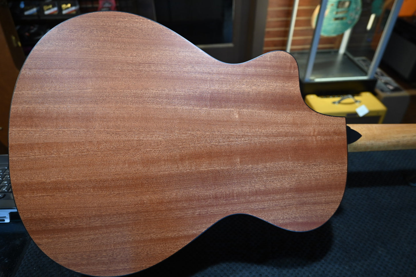 Taylor 112ce Special Edition - Honeyburst Guitar #6499