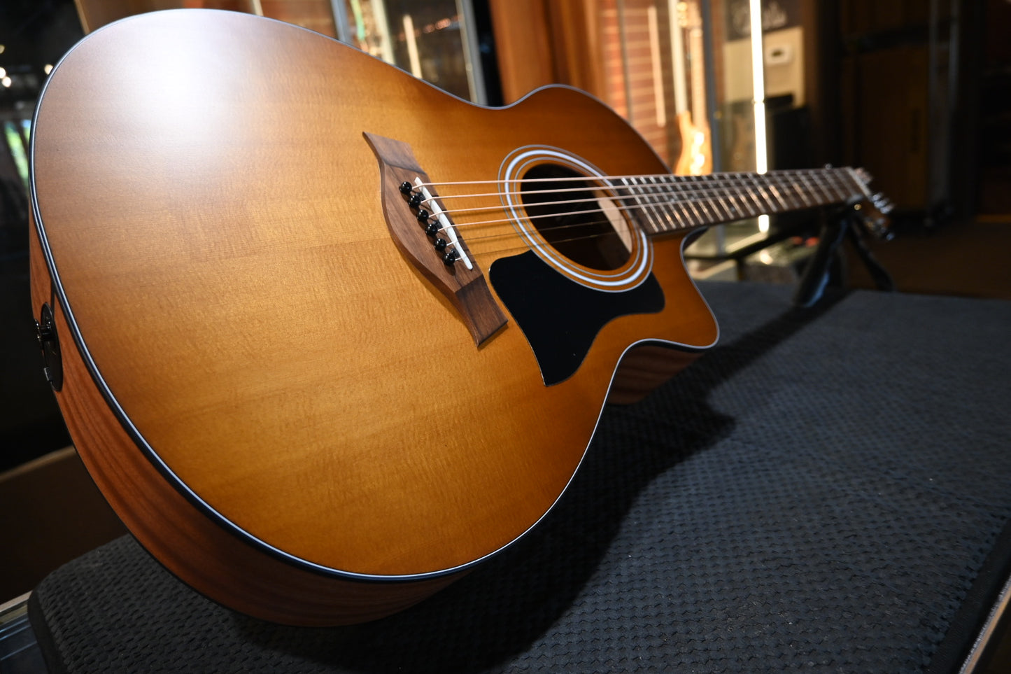 Taylor 112ce Special Edition - Honeyburst Guitar #6499