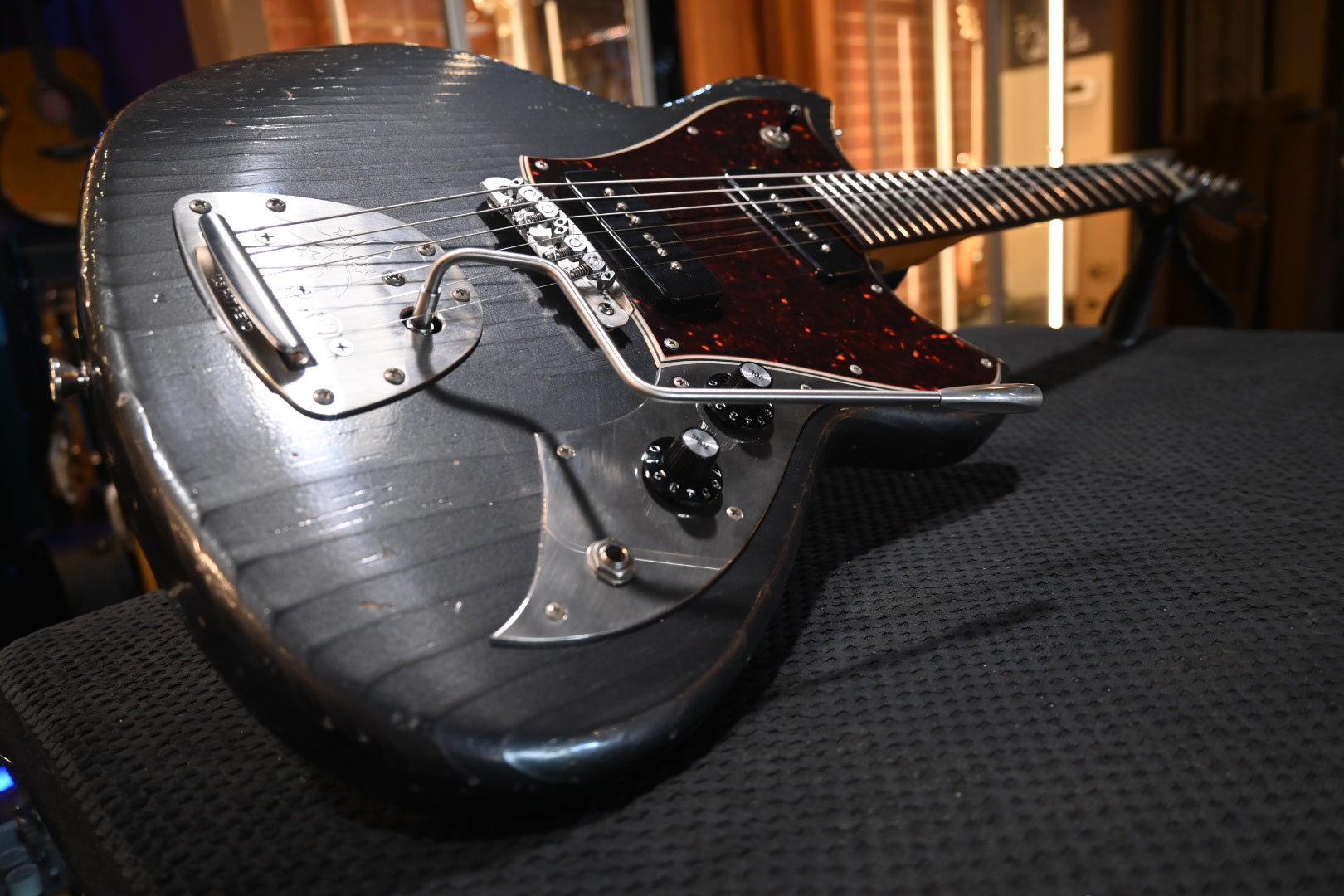 Novo Nucleus Serus J - Charcoal Guitar #5224 - Danville Music