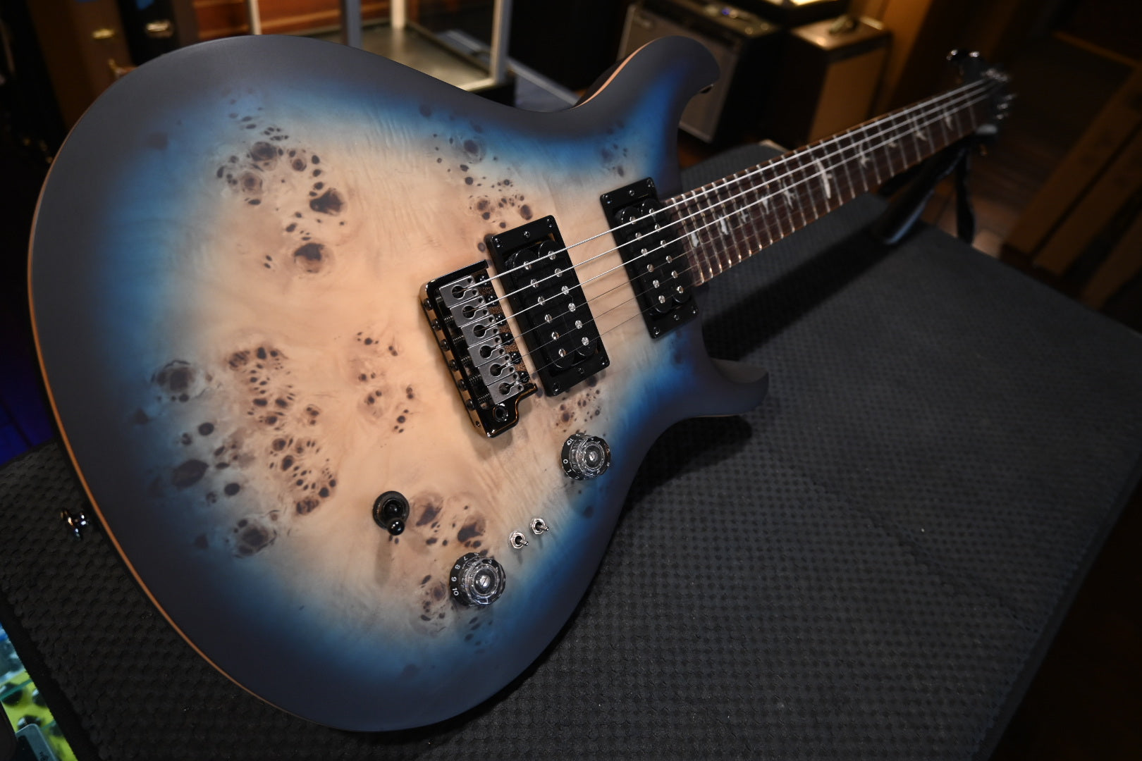 PRS SE “Exotic” Custom 24-08 Poplar Burl Limited Edition - Lake Blue Midnight Burst Guitar #8764 - Danville Music