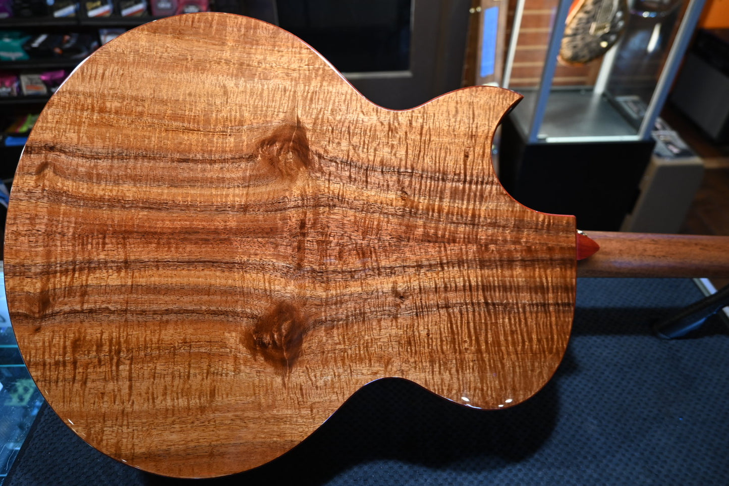 Taylor Custom Jumbo Koa/Koa Catch #6 - Natural Guitar #6092