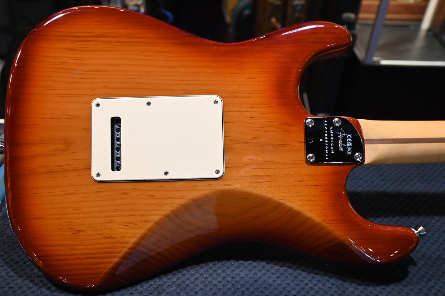 Fender American Professional II Stratocaster - Sienna Burst Guitar #8923