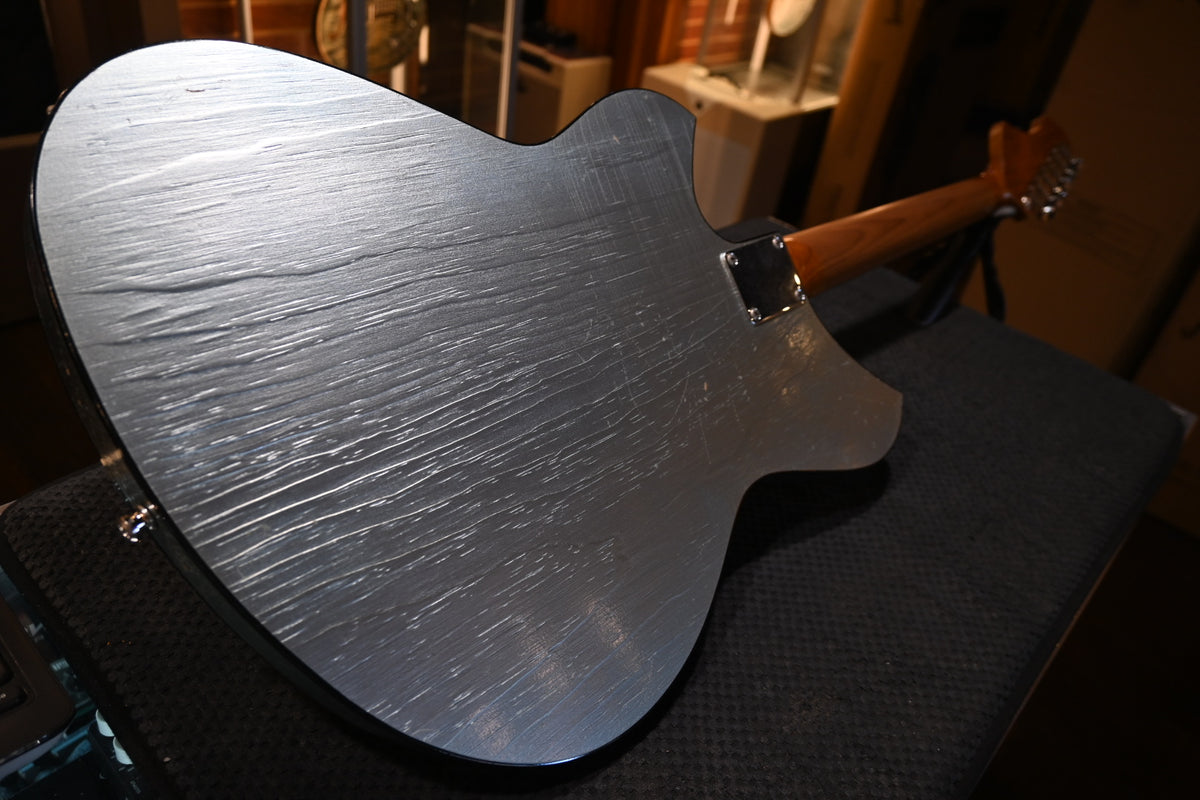 Novo Custom Miris J 2021 - Ice Blue Metallic Guitar #2089
