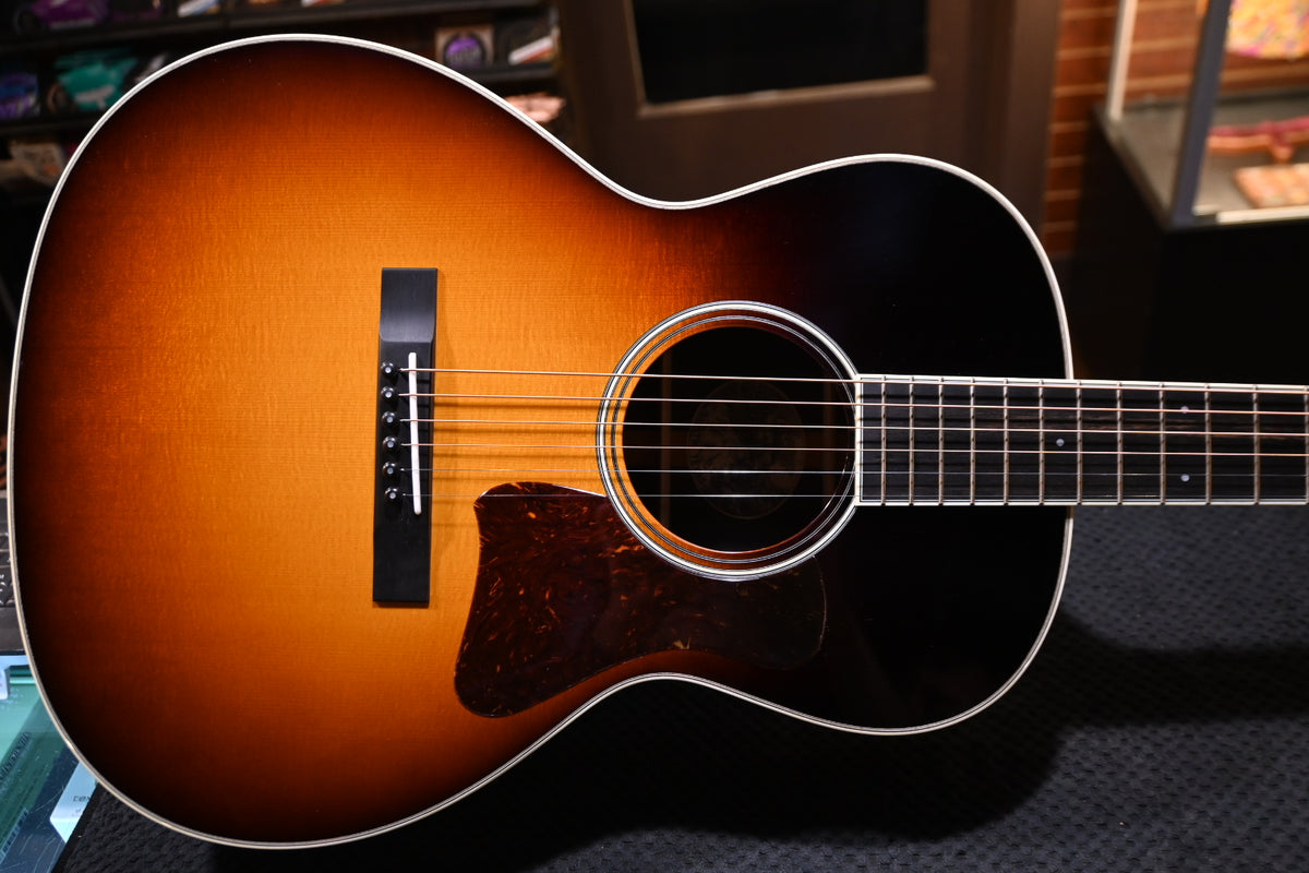 Collings C10 Deluxe - Sunburst Top Guitar #7209 - Danville Music