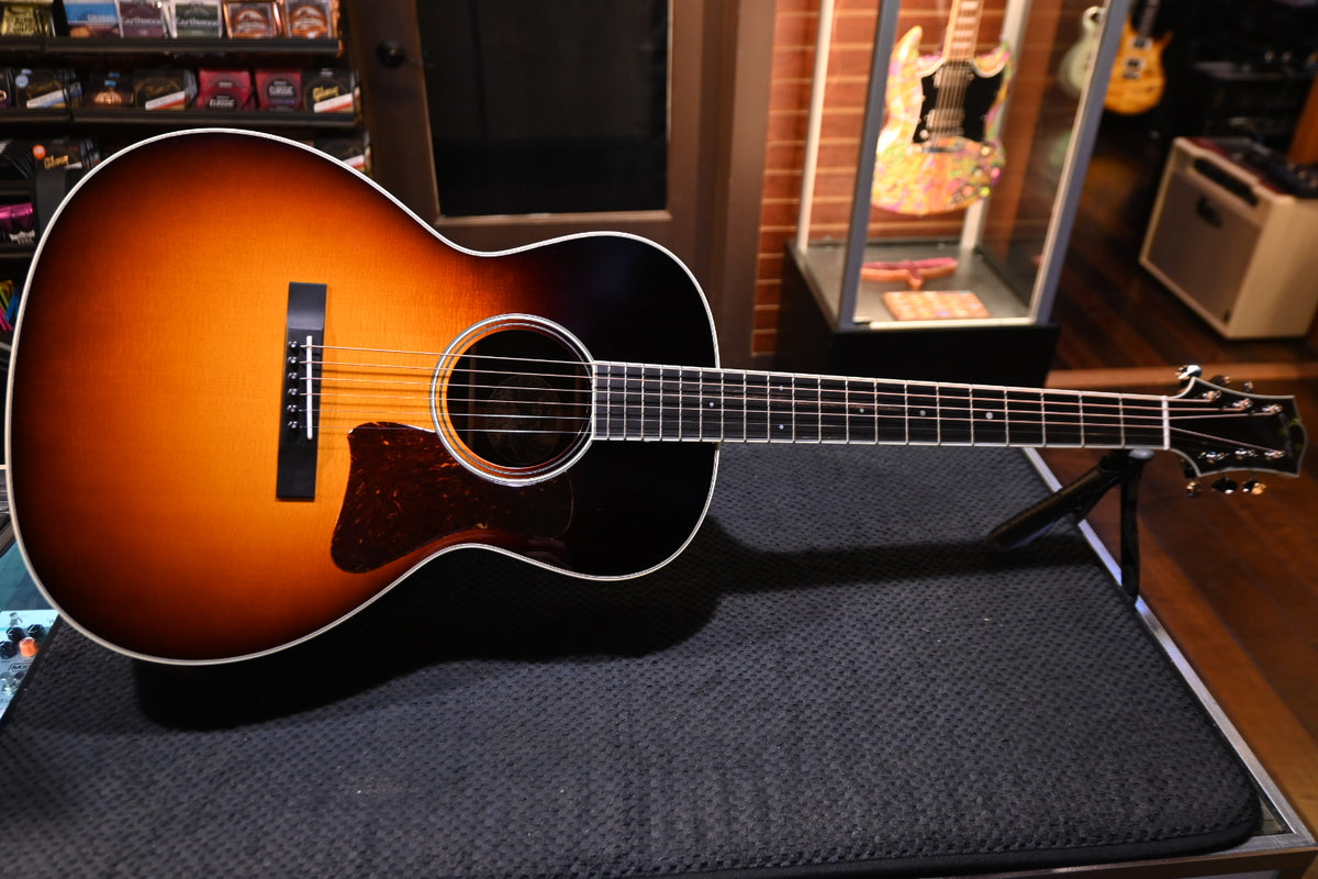 Collings C10 Deluxe - Sunburst Top Guitar #7209 - Danville Music