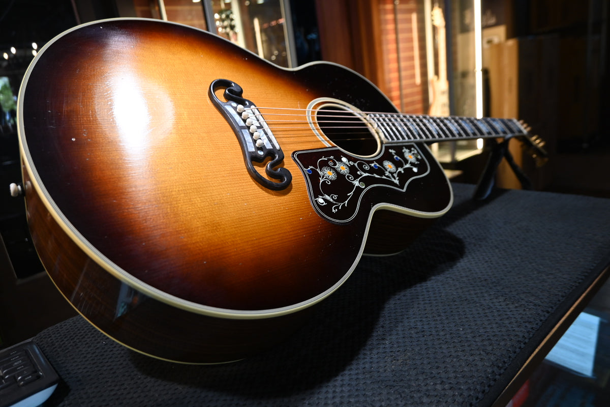 Gibson Custom Shop Pre-War SJ-200 Rosewood 2025 - Faded Vintage Sunburst Guitar #5050 - Danville Music