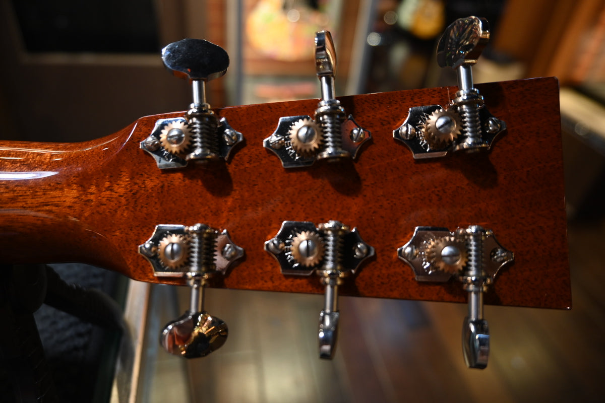 Collings OM1H Old Growth Sitka Spruce/Cocobolo 2026 #6590 - Danville Music