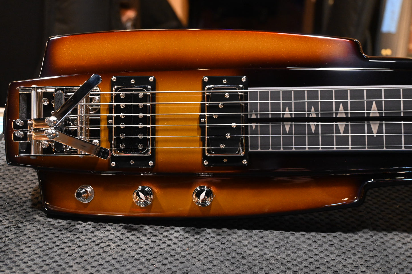 Duesenberg Fairytale - Gold Burst Guitar #3014
