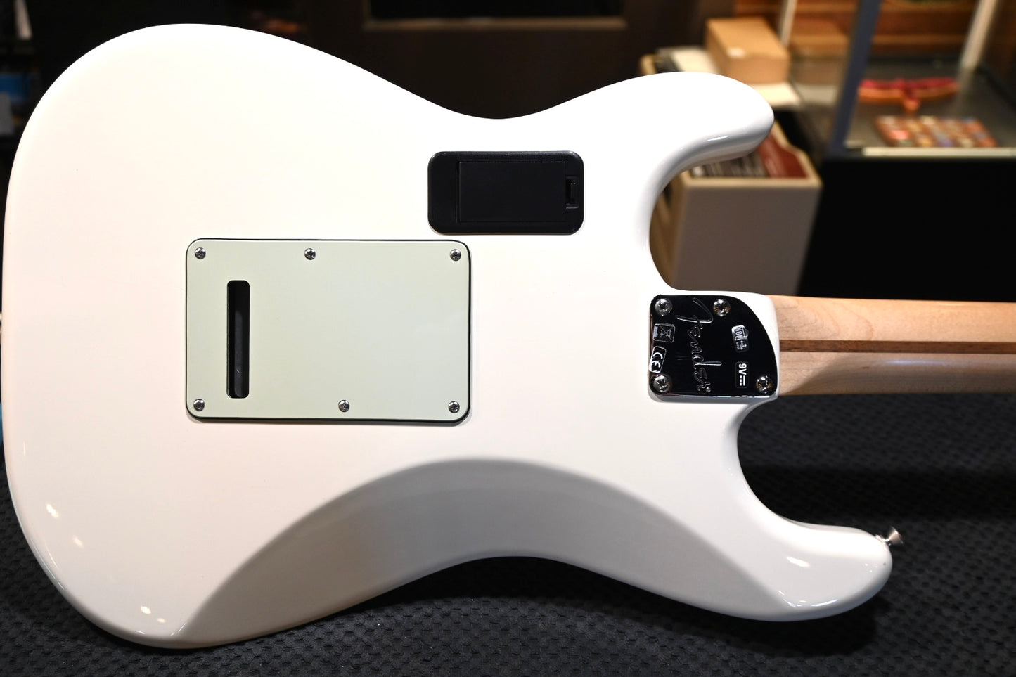 Fender Deluxe Roadhouse Stratocaster 2017 - Olympic White Guitar #9907