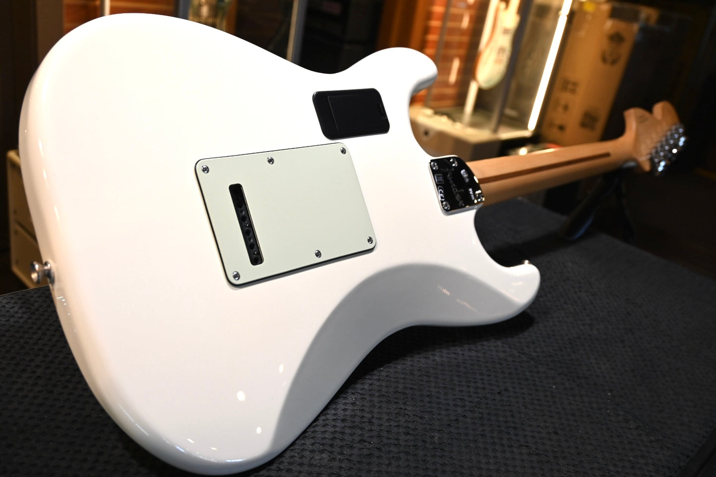 Fender Deluxe Roadhouse Stratocaster 2017 - Olympic White Guitar #9907