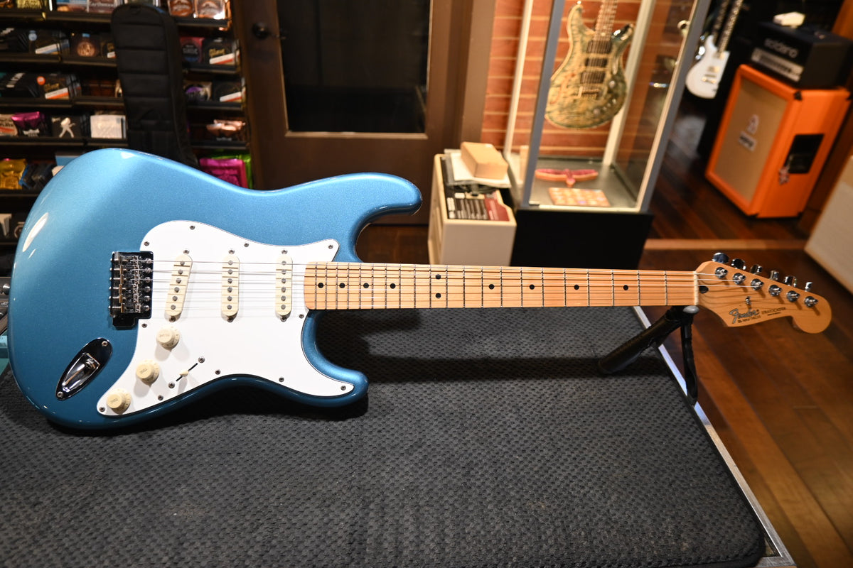 Fender Stratocaster Made In Mexico 1994 - Lake Placid Blue Guitar #8233