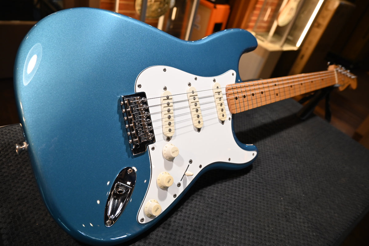 Fender Stratocaster Made In Mexico 1994 - Lake Placid Blue Guitar #8233