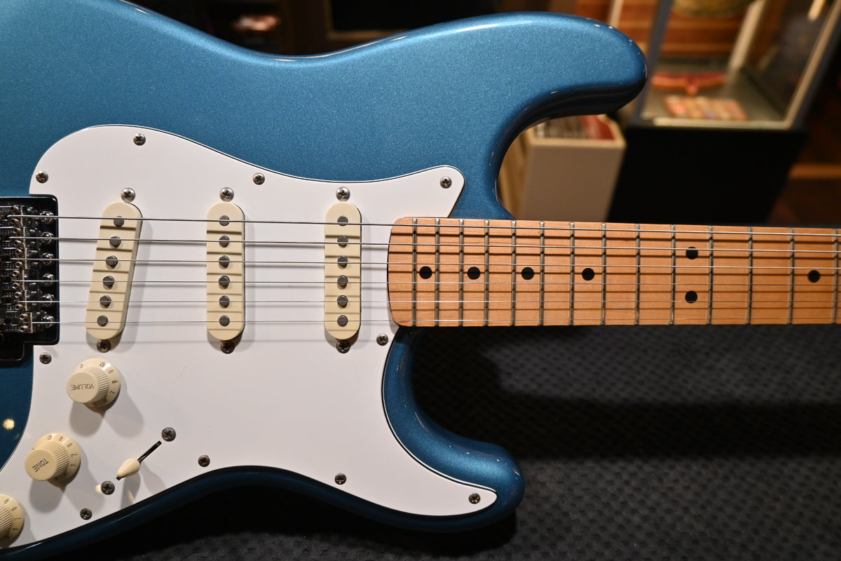 Fender Stratocaster Made In Mexico 1994 - Lake Placid Blue Guitar #8233
